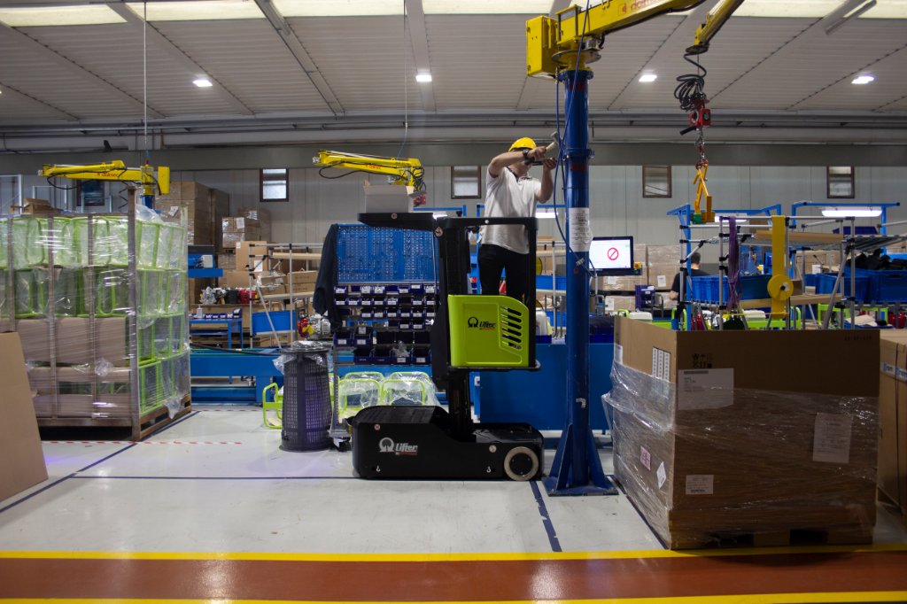 Kommissionierer Typ OP, bis 4,5 m Arbeitshöhe