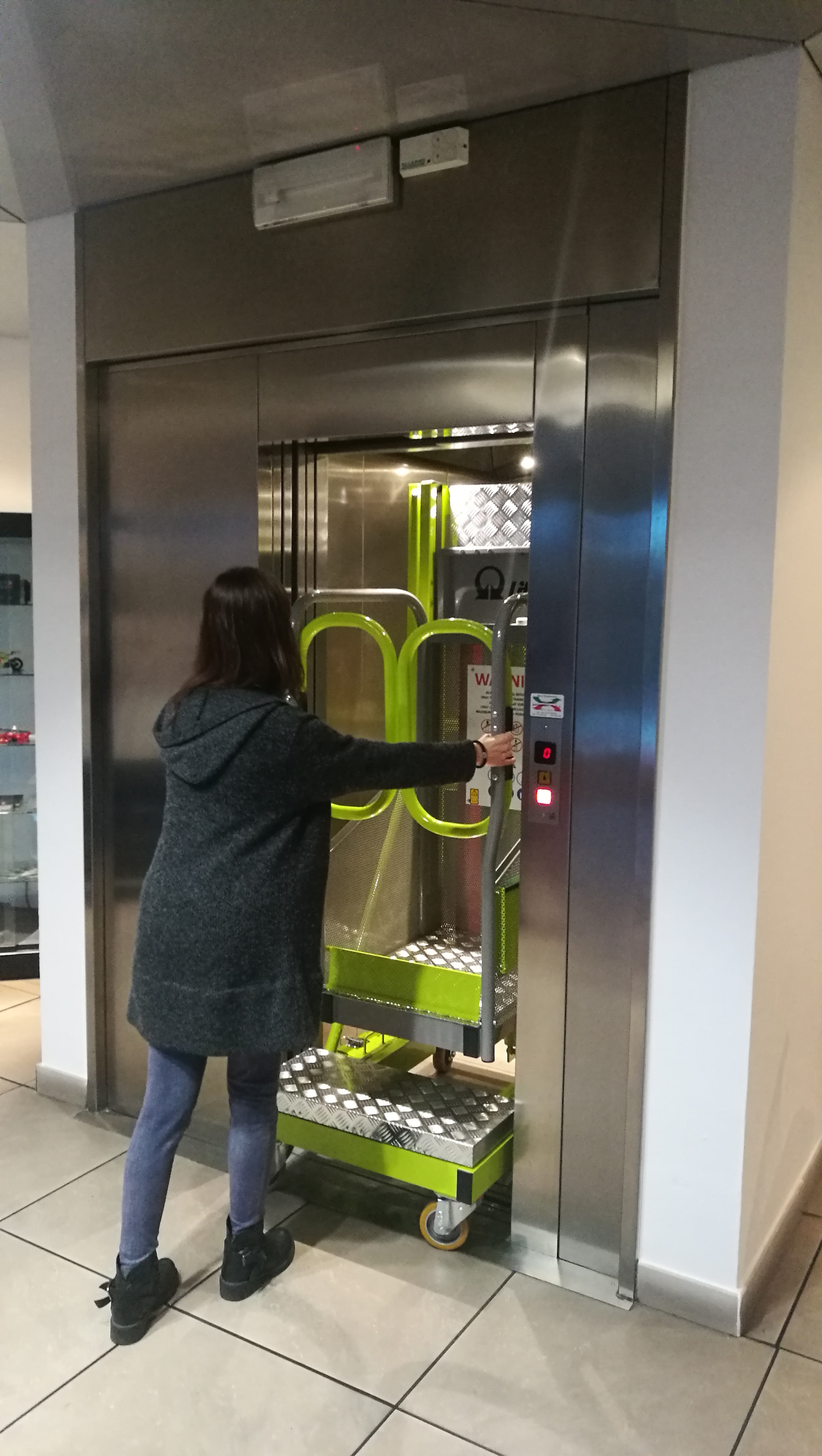 Plattform-Hochhubwagen Typ LP 12, bis 5 m Arbeitshöhe