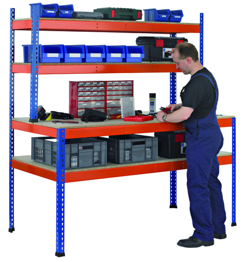 Z1-Packtisch mit Lagerebene und Regalaufsatz