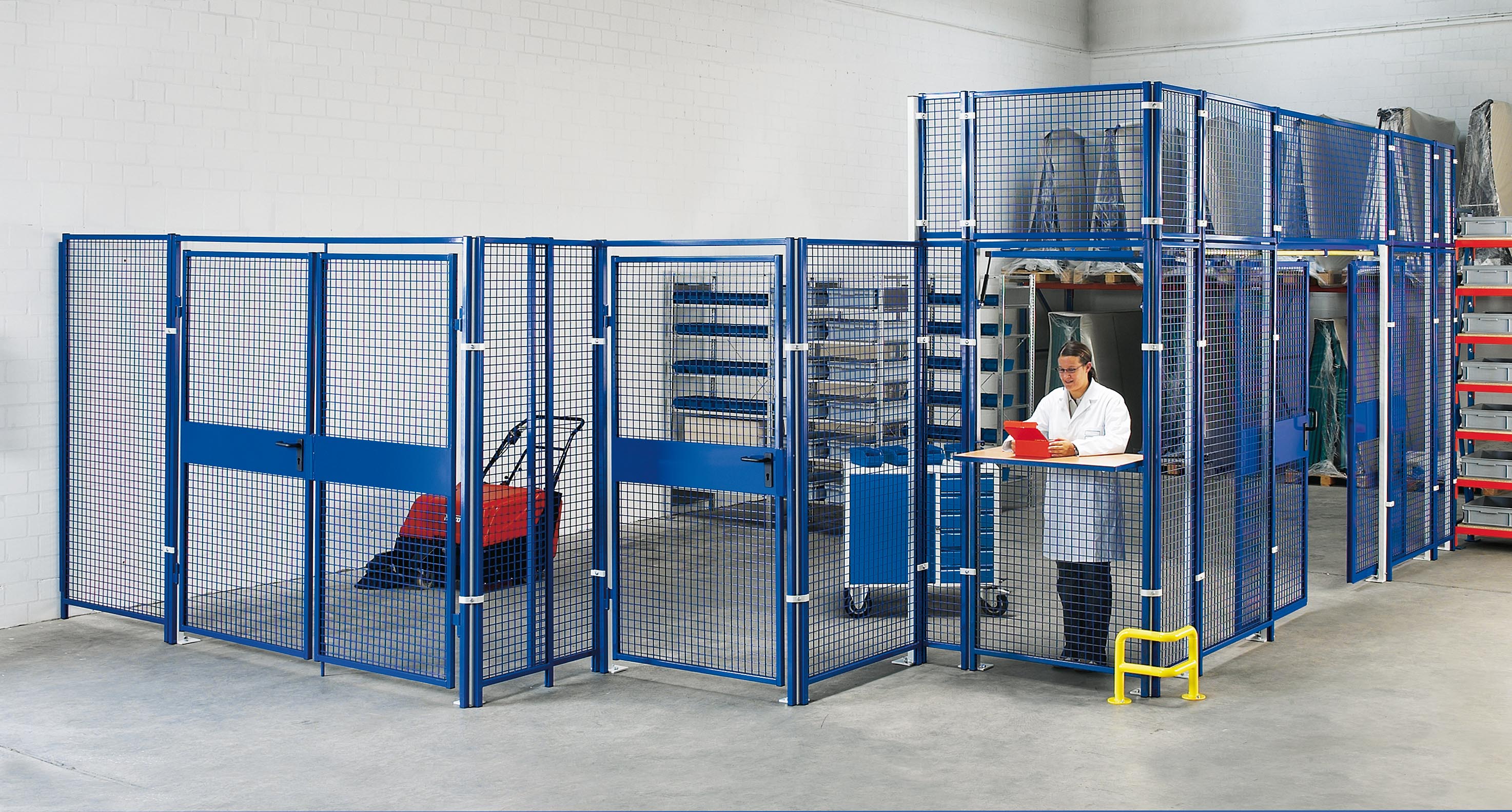 Wandelement mit Gitterfüllung (System 9200)